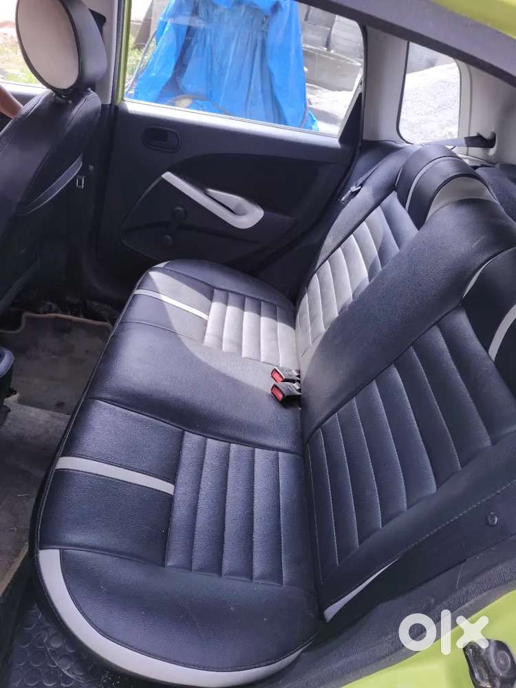 Ford Figo 2011 Petrol 43232 Km Driven
