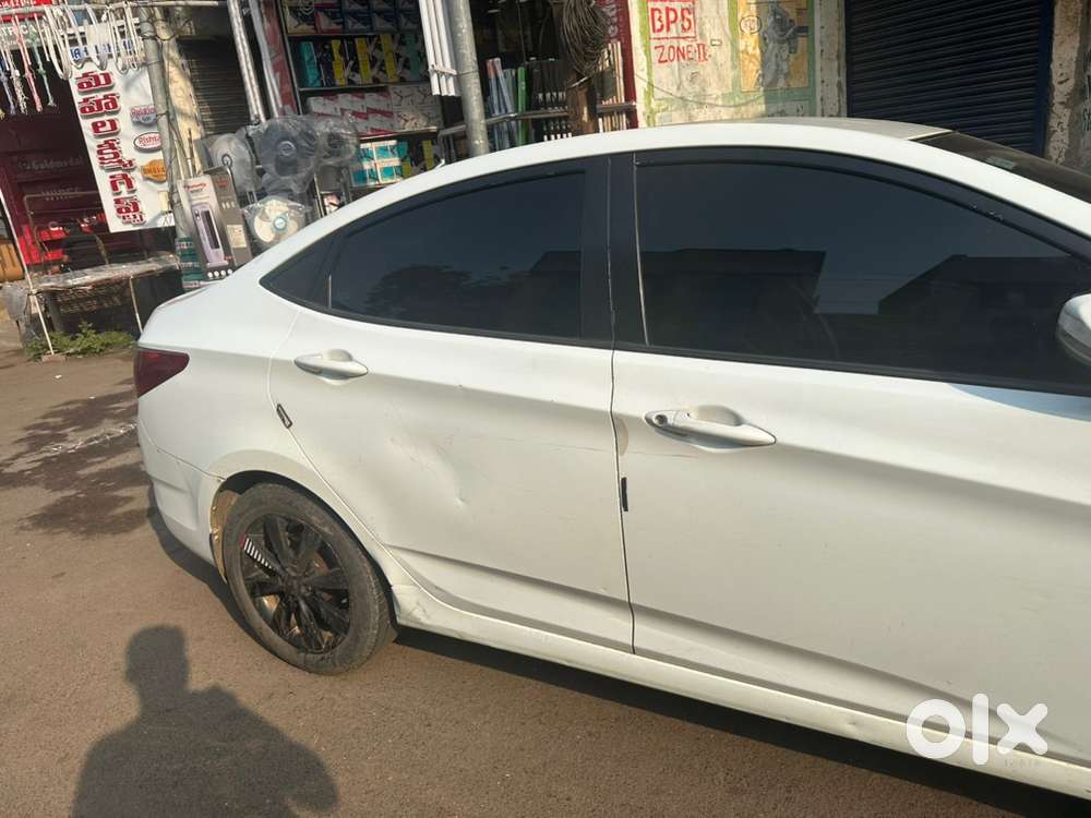 Hyundai Fluidic Verna 2013 Diesel 150000 Km Driven