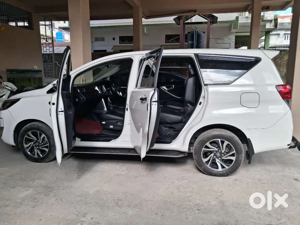 Toyota Innova Crysta 2024 Diesel Manual 65000 Km