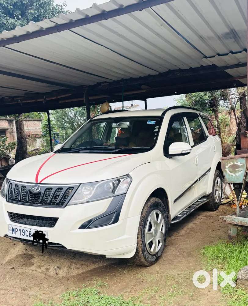 Xuv500 Less Driven And One Hand Car..no Scratches Car