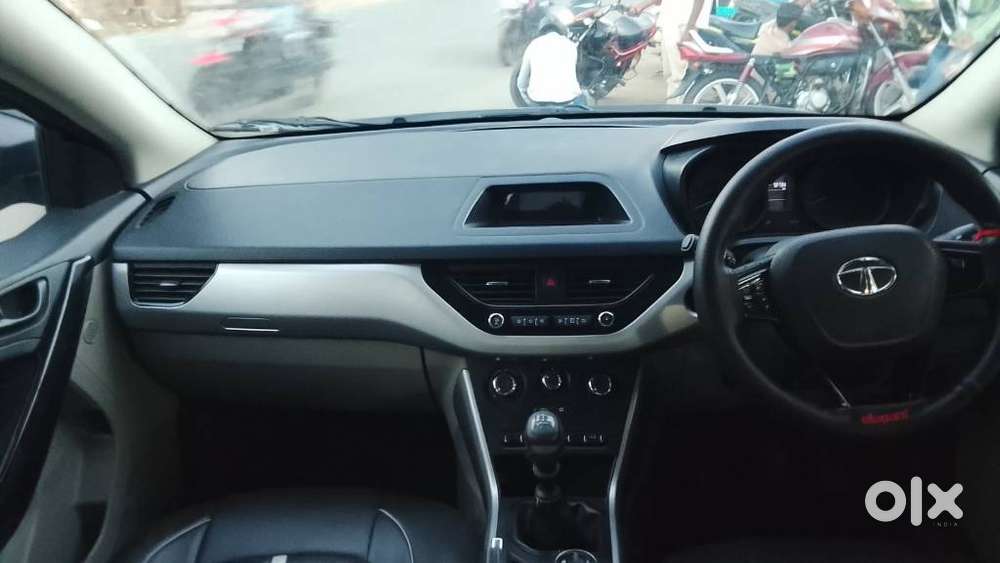 Tata Nexon 1.2 Revotron Xm, 2018