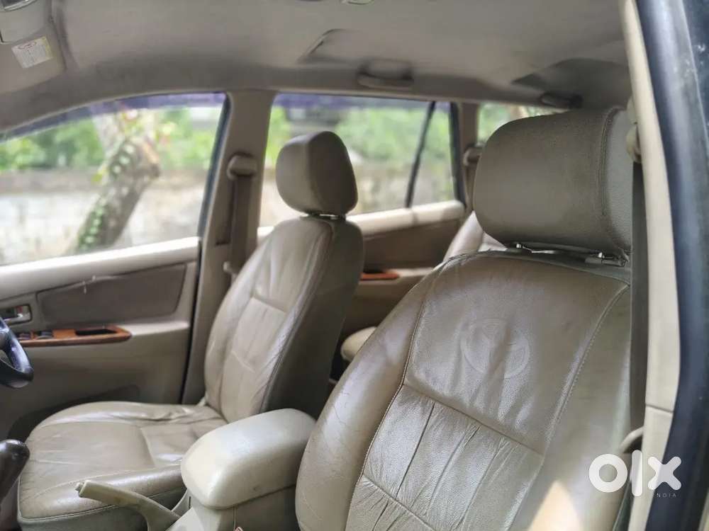 Toyota Innova 2.5 V 2008