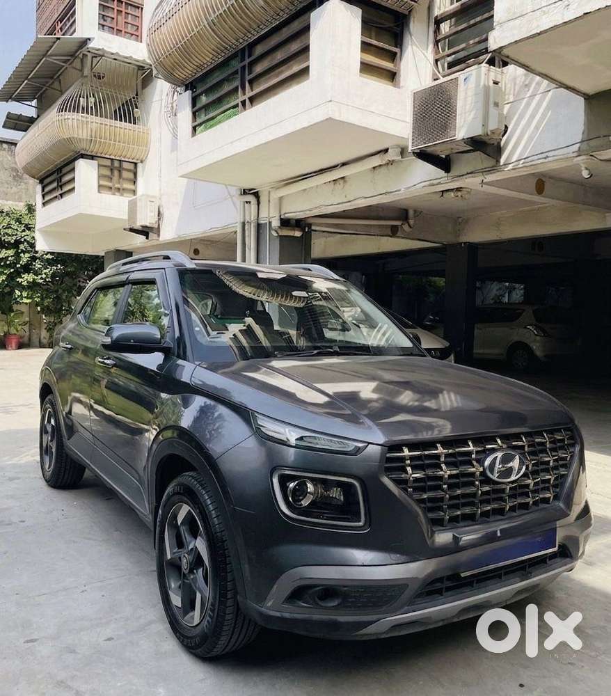 Hyundai Venue Sx (o) Mt 1.5 Diesel, 2022, Diesel