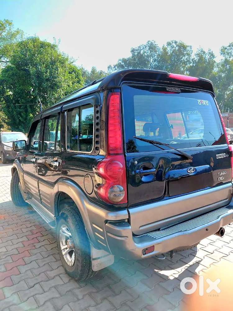 Mahindra Scorpio Classic 2006 Diesel 160000 Km Driven