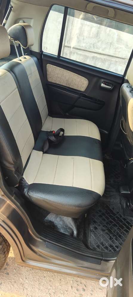 Maruti Suzuki Wagon R Vxi Amt1.2, 2017, Petrol