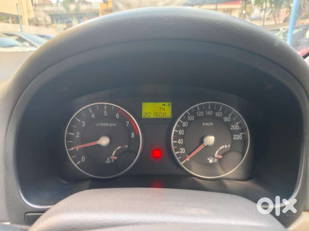 Hyundai Verna 1.6 Vtvt Sx, 2009, Petrol