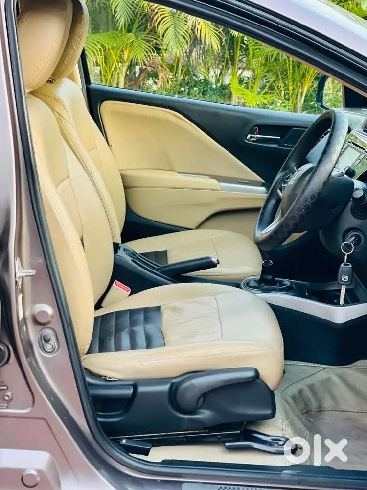 Honda City 2015 Variant Km Genuine