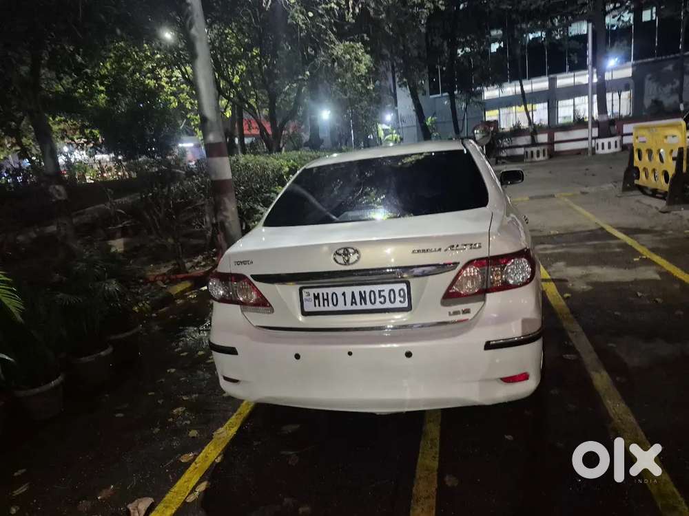 Toyota Corolla Altis 2014 Petrol Well Maintained