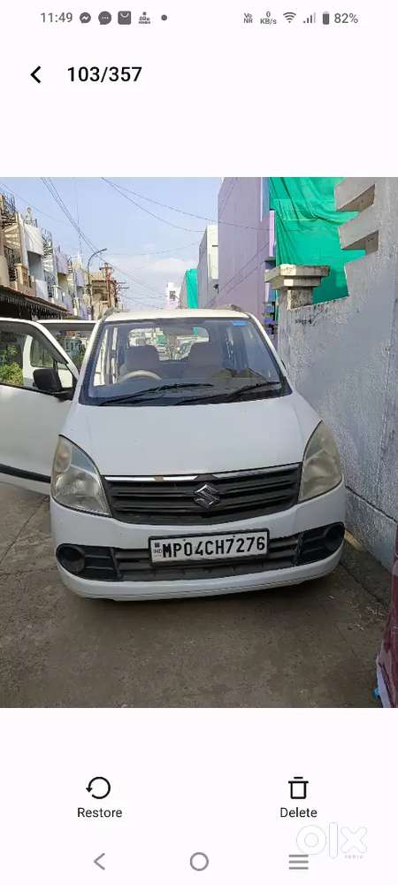Ye Car Petrol Or Company Fitted Lpg Bhi Hai