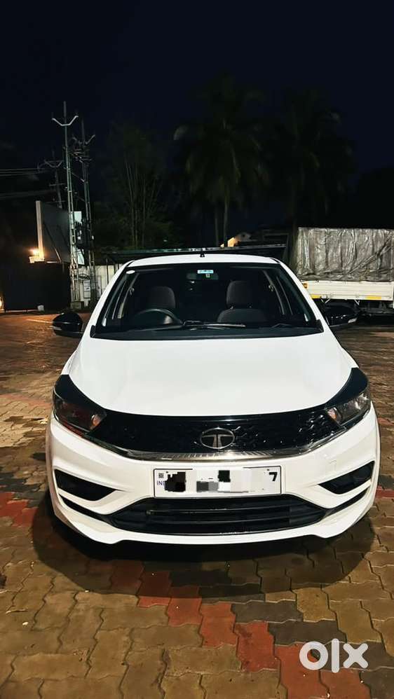 Tata Tiago Rhythm 2024
