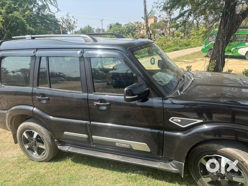 Mahindra Scorpio Classic 2024 Diesel 16000 Km Driven