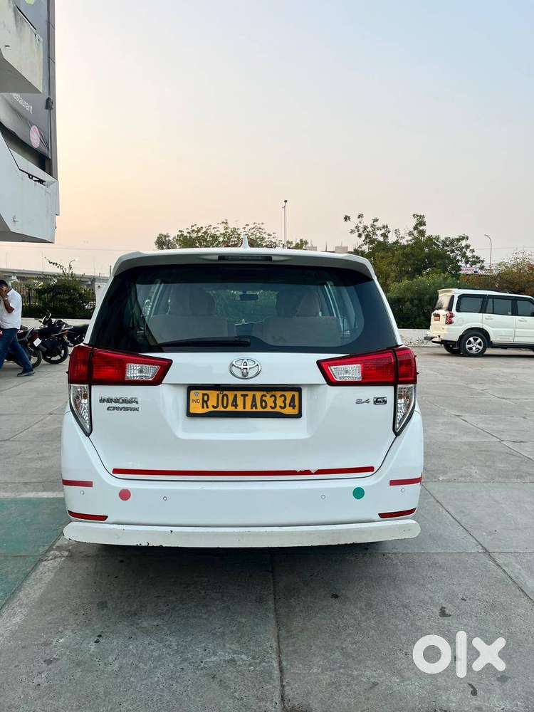 Toyota Innova Crysta 2022 Diesel 175413 Km Driven
