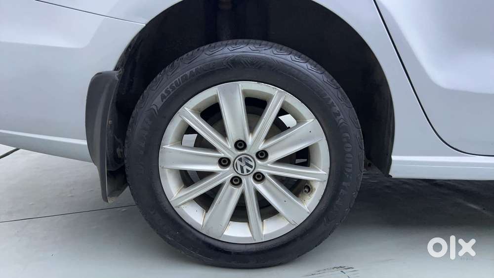Volkswagen Vento 2010-2013 Petrol Highline, 2016, Petrol