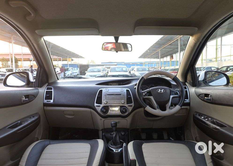 Hyundai I20 2010-2012 1.2 Sportz, 2011, Petrol