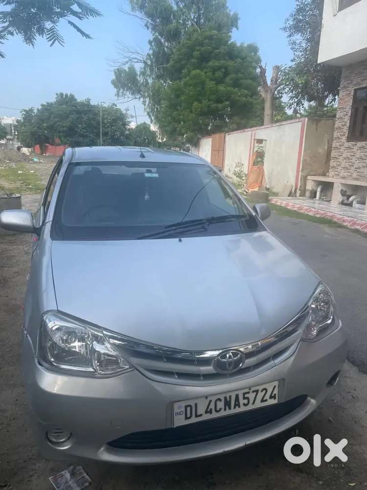 Toyota Etios G Exclusive 2011