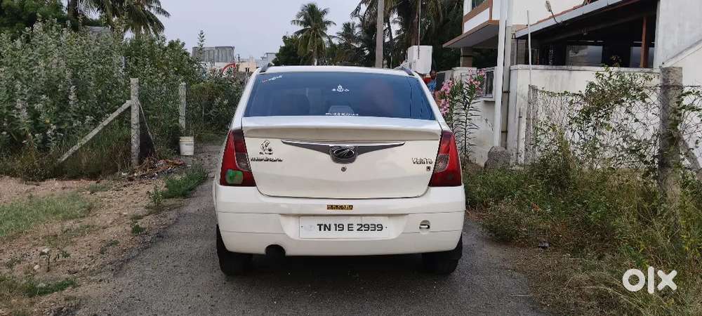Mahindra Verito D6 2011