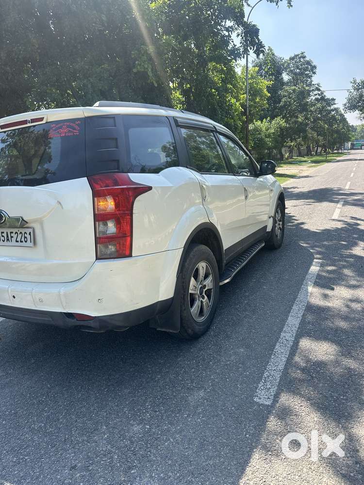 Mahindra Xuv500 W8 Dual Tone, 2012, Diesel