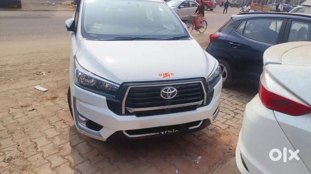 Toyota Innova Crysta 2026