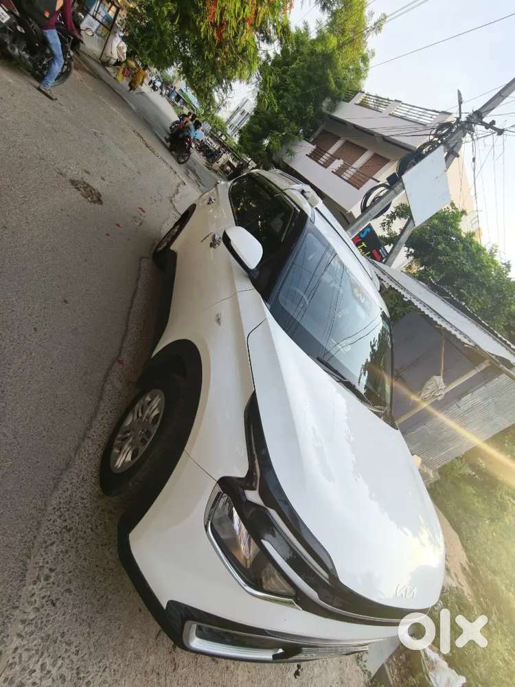 Kia Carens G 2023