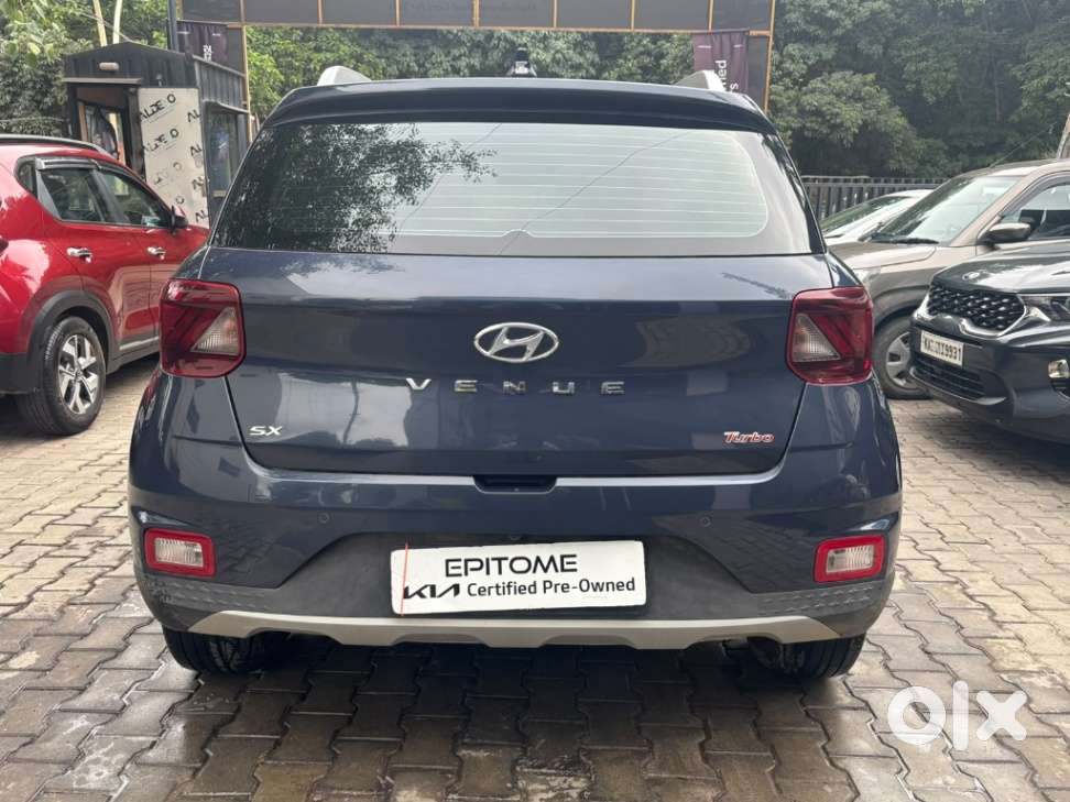 Hyundai Venue S Turbo, 2021, Petrol