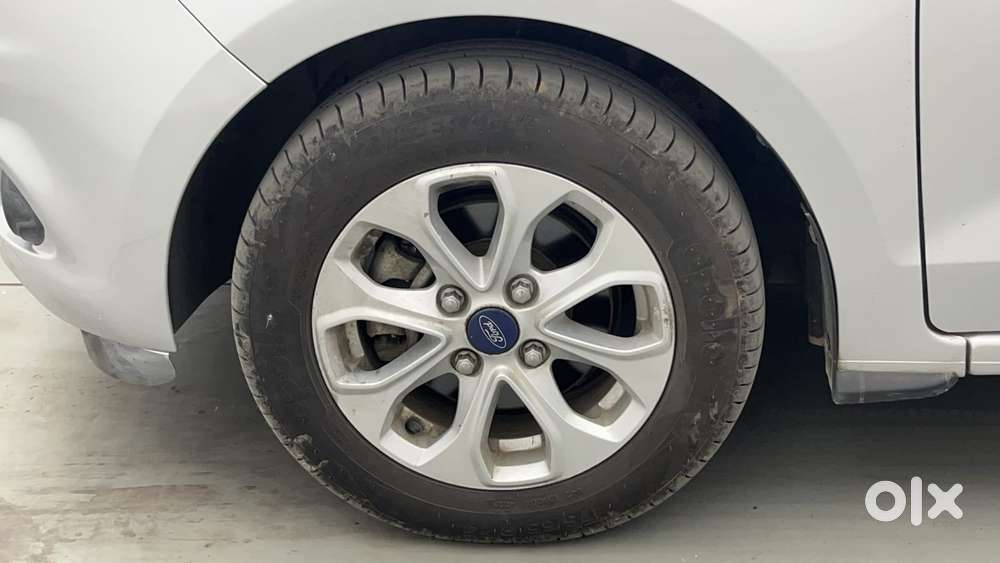 Ford Figo Aspire Titanium, 2016, Petrol