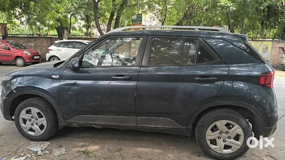 Hyundai Venue Turbo Dct 2020