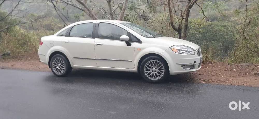 Fiat Linea 2014 Petrol 119000 Km Driven