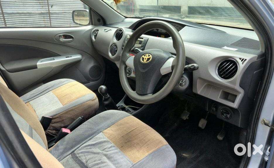 Toyota Etios Liva V Sp*, 2011, Petrol