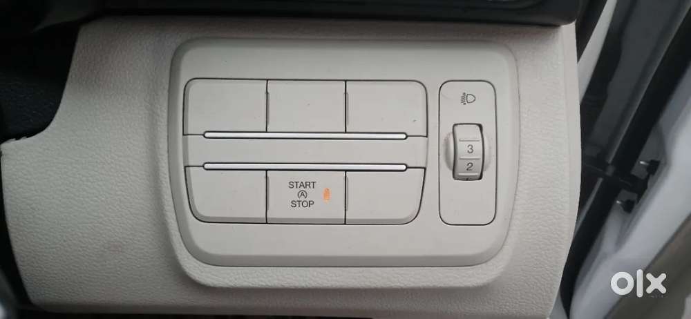 Mahindra Xuv300 W8 Diesel, 2024, Diesel