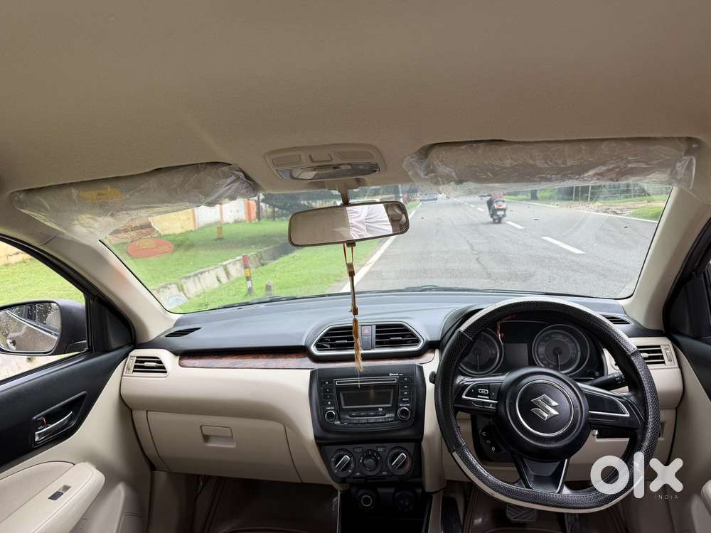 Maruti Suzuki Swift Dzire Vxi(o) Amt, 2017, Petrol