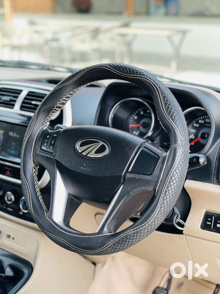 Mahindra Tuv 300 T10, 2019, Diesel