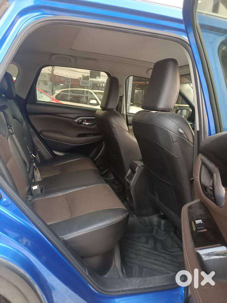 Toyota Urban Cruiser Hyryder, 2023, Petrol