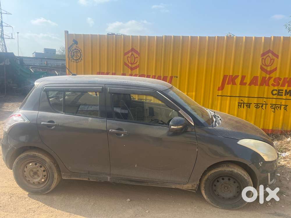 Swift Dzire Maruti 2015 Petrol Second Owner