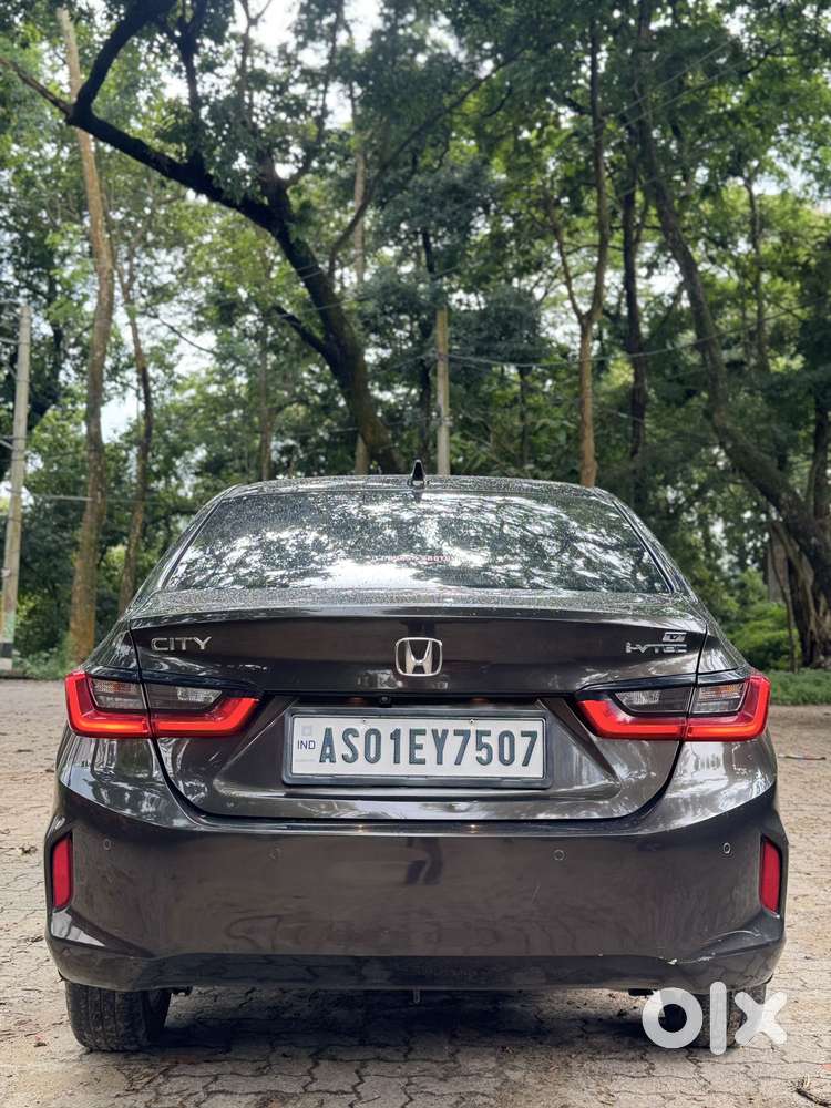 Honda City 1.5 V 5th Gen I-vtec Mt, 2022, Petrol