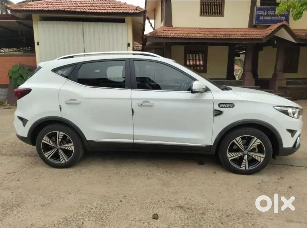 Mg Zs Ev Neetly Maintened