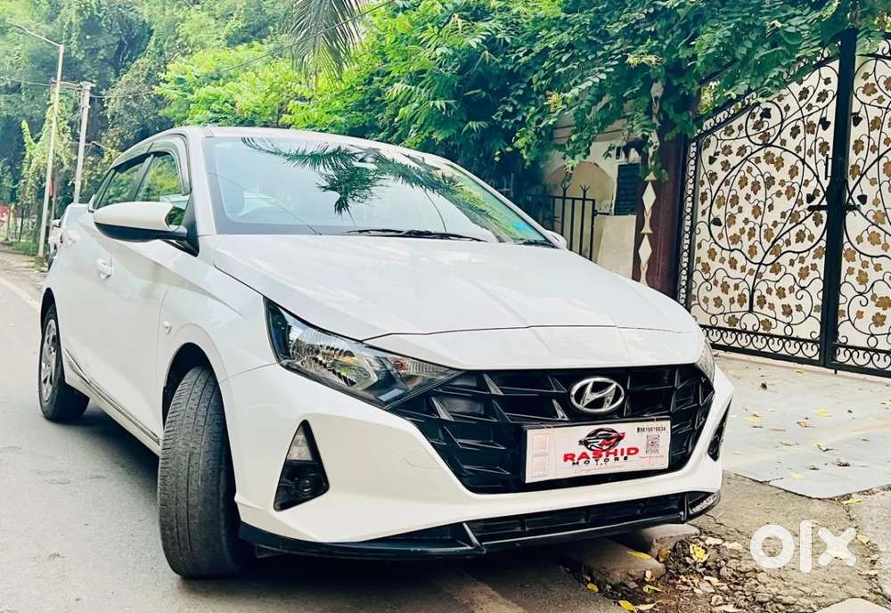 Hyundai I20 Sportz 1.2 Ivt, 2022, Petrol