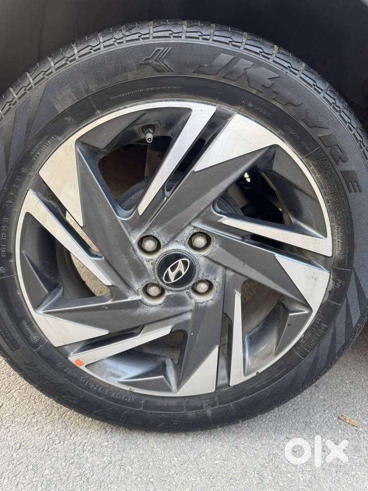 Hyundai New I20 1.2 Asta (o) Ivt, 2021, Petrol