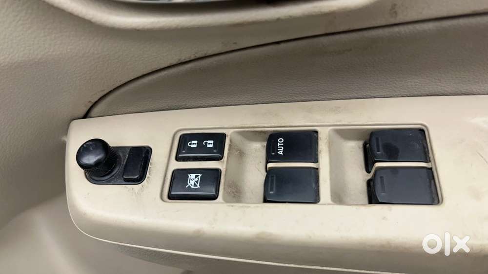 Maruti Suzuki Ciaz 2014-2017 At Zxi Plus, 2016, Petrol