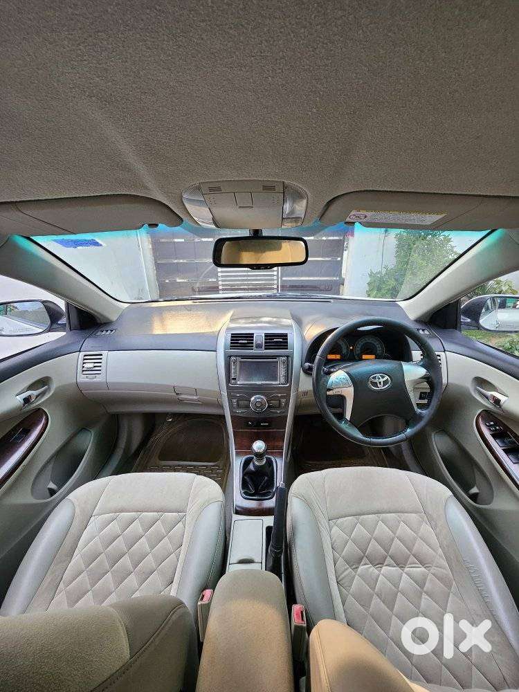 Toyota Corolla Altis G, 2011, Petrol