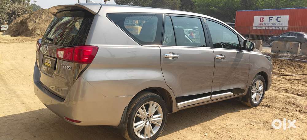 Toyota Innova Crysta [2020-ongoing] 2.7 Zx At 7 Str, 2016, Petrol