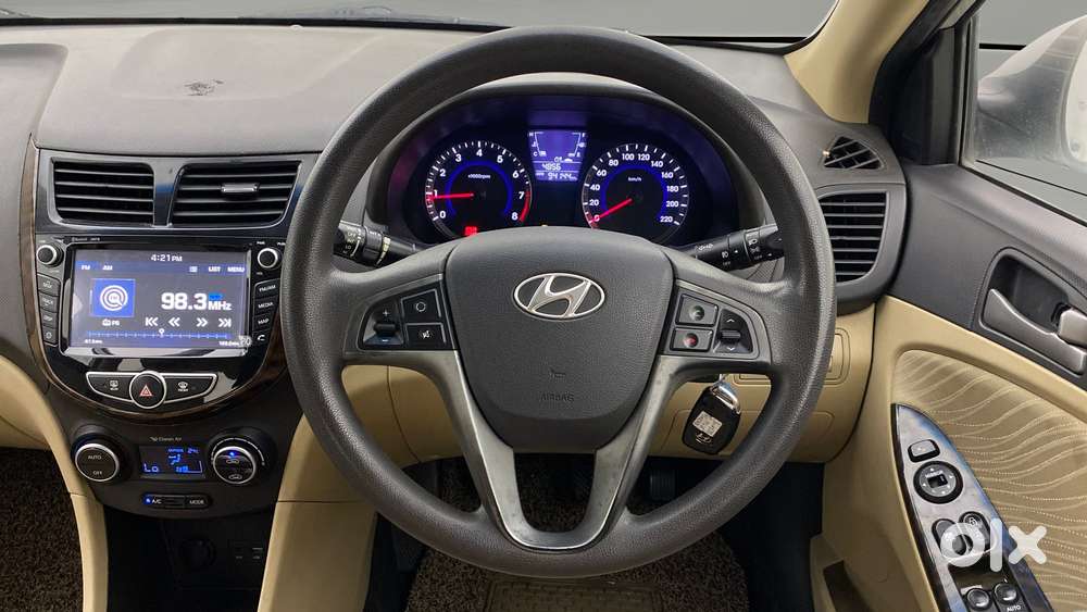 Hyundai Verna 1.6 Vtvt Sx, 2016, Petrol