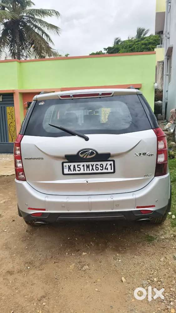 Car Dealers And Spinny People Stay Away Plzmahindra Xuv500 Diesel 2015
