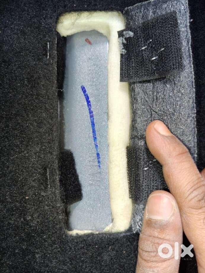 Mahindra Xuv700 2.0 Ax 7 Petrol Mt Str, 2023, Petrol