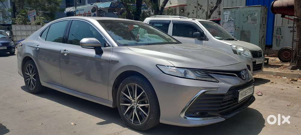 Toyota Camry 2.5 Hybrid, 2023, Cng & Hybrids