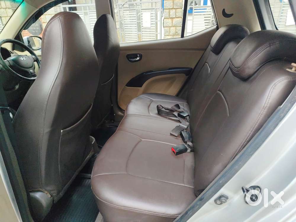 Hyundai I10 Sportz At, 2012, Petrol