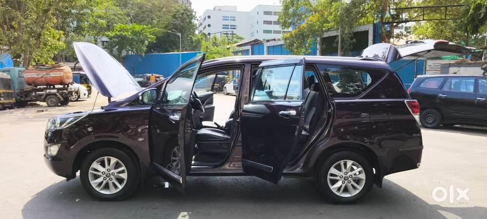 Toyota Innova Crysta 2.4 G Mt 7 Str, 2017, Diesel