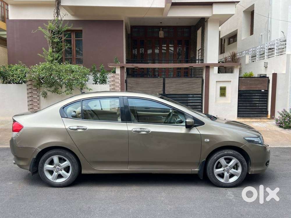 Honda City 2011-2013 V At Exclusive, 2011, Petrol