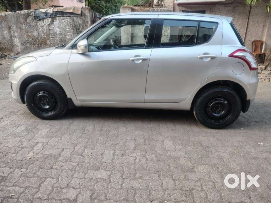 Maruti Suzuki Swift Vxi 1.2 Abs Bs-iv, 2015, Petrol