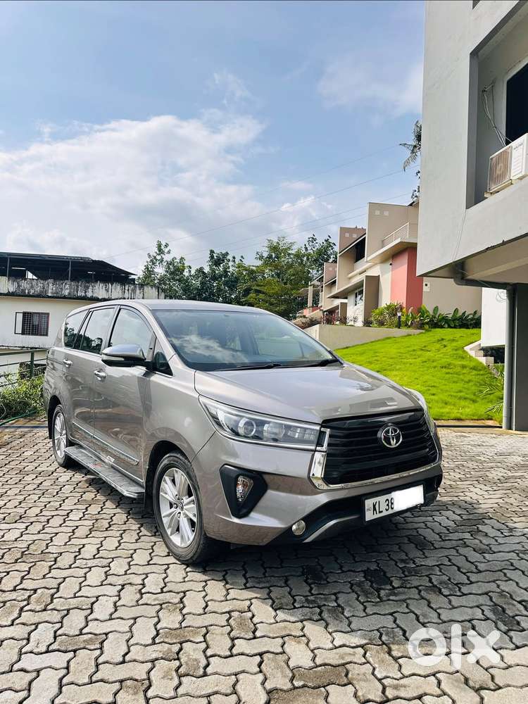 Toyota Innova Crysta 2.8 Zx At, 2016, Diesel