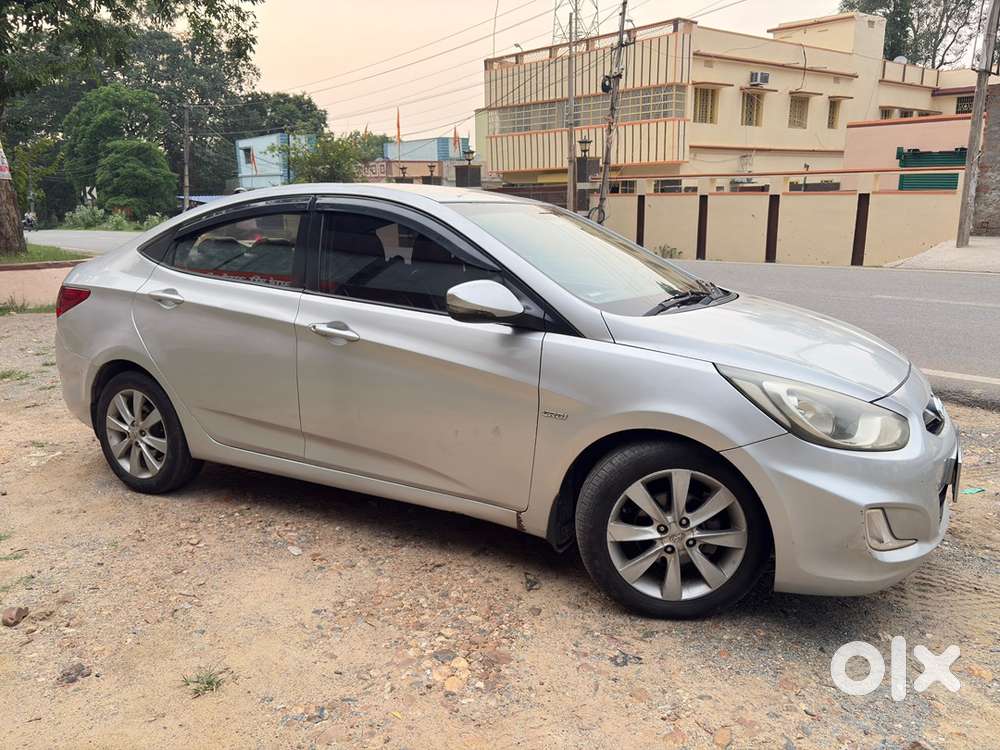 Hyundai Fluidic Verna 2012 Year